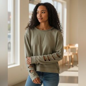 FATE Distressed Cropped Sweatshirt Small Olive Green Raw Hem Grunge Top